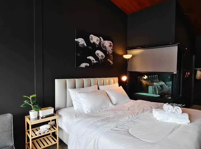 Apartamento Mr Black & Ms White -self Check In Banguecoque